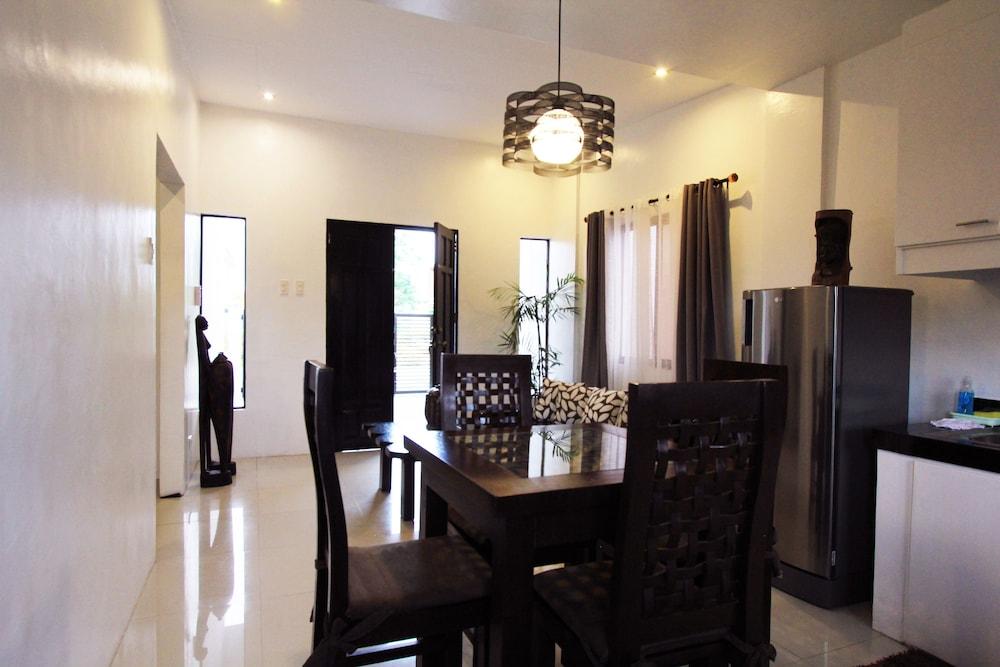 Tagaytay Summer House Tagaytay City Bagian luar foto