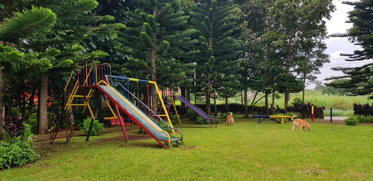Tagaytay Summer House Tagaytay City Bagian luar foto