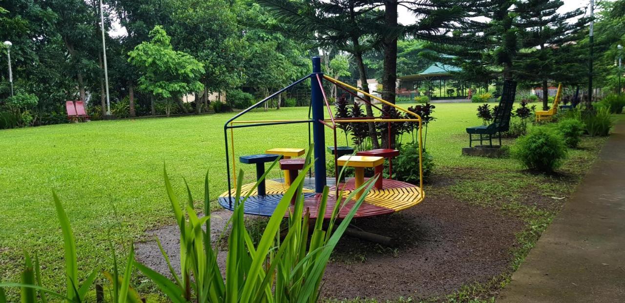 Tagaytay Summer House Tagaytay City Bagian luar foto