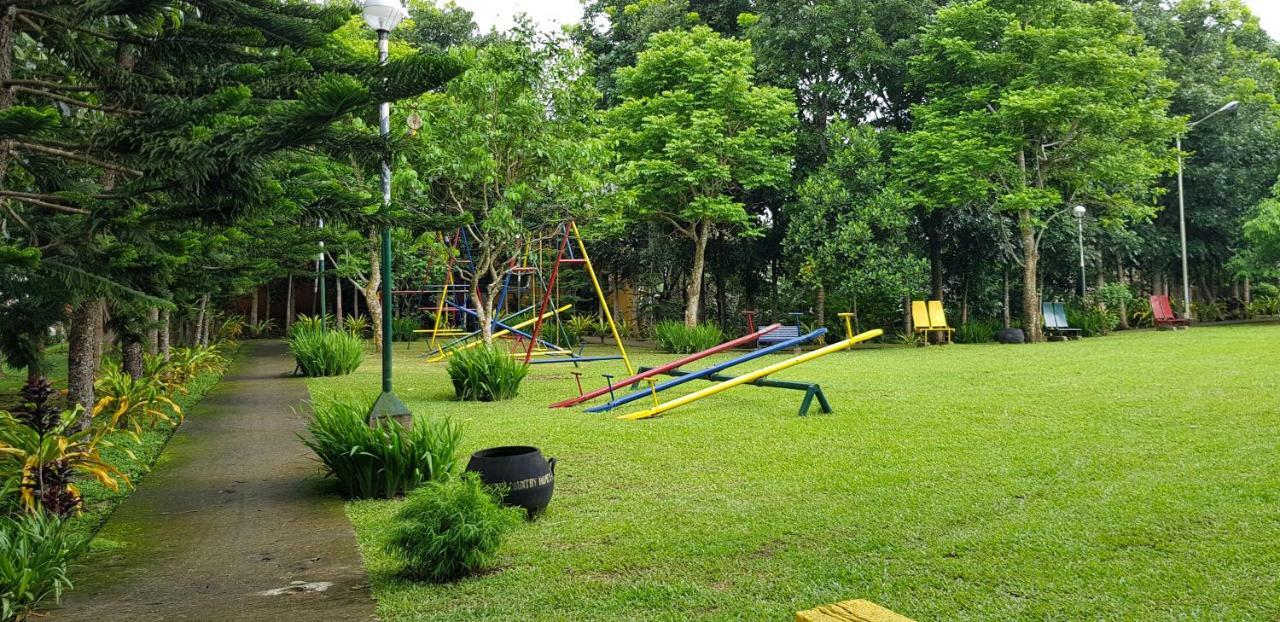 Tagaytay Summer House Tagaytay City Bagian luar foto